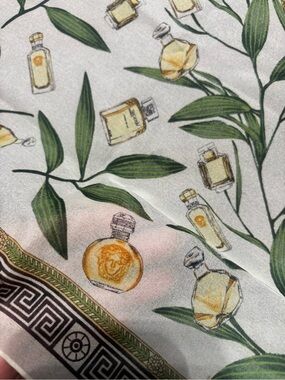 Versace botanical Perfume Bottle Print in Green and Gold. Size 32x32
